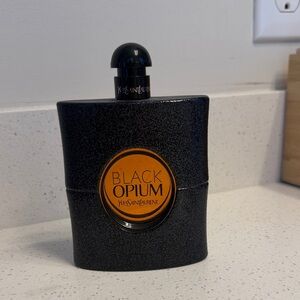 Yves Saint Laurent Black Opium